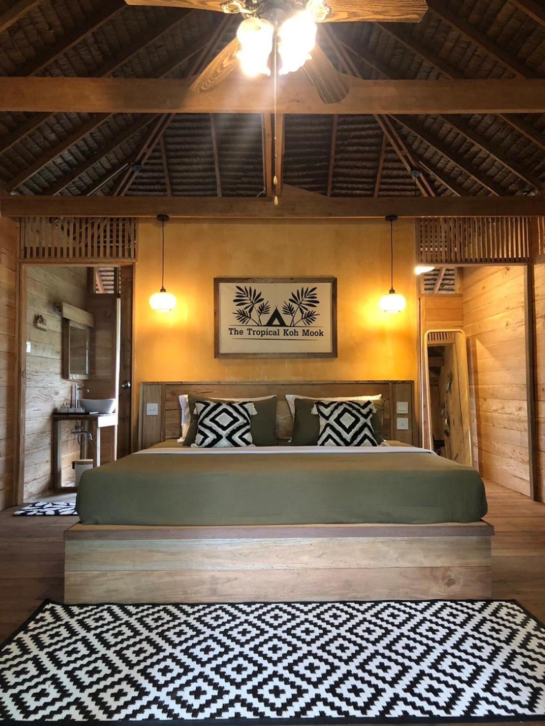 The Tropical Koh Mook Villa Exterior photo
